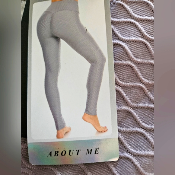ShoActive Butt Sculpting Leggings. NWT - Picture 8 of 12